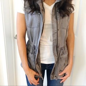 Max Jeans Gray Anorak Utility Vest - XS